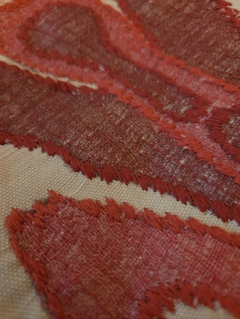 2 Pottery Bar Kinmare Ikat Piĺlow Shams